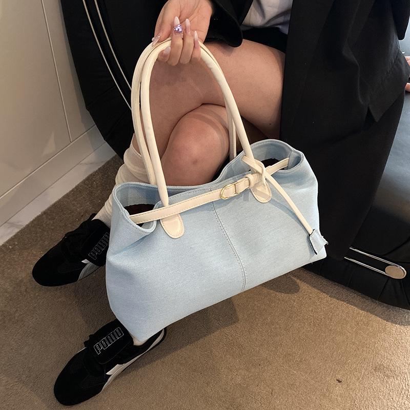 Fashionable Denim Bag Large Capacity Contrasting Color Tote Bag New Bowling Bag One-shoulder Underarm Bag