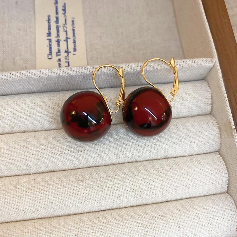2024 Exquisite High-End Retro Silver Needle Red Heart Flower Earrings for Women