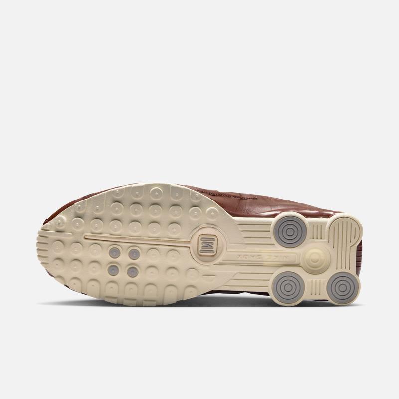 Nike Women's Retro Running Shoes - Style Column Shoes for Winter - High Heels Sneakers - NIKE SHOX R4 IM6690