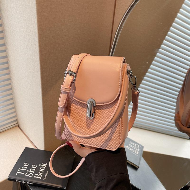 Popular portable small bag women's new fashion mobile phone bag simple casual shoulder messenger bag