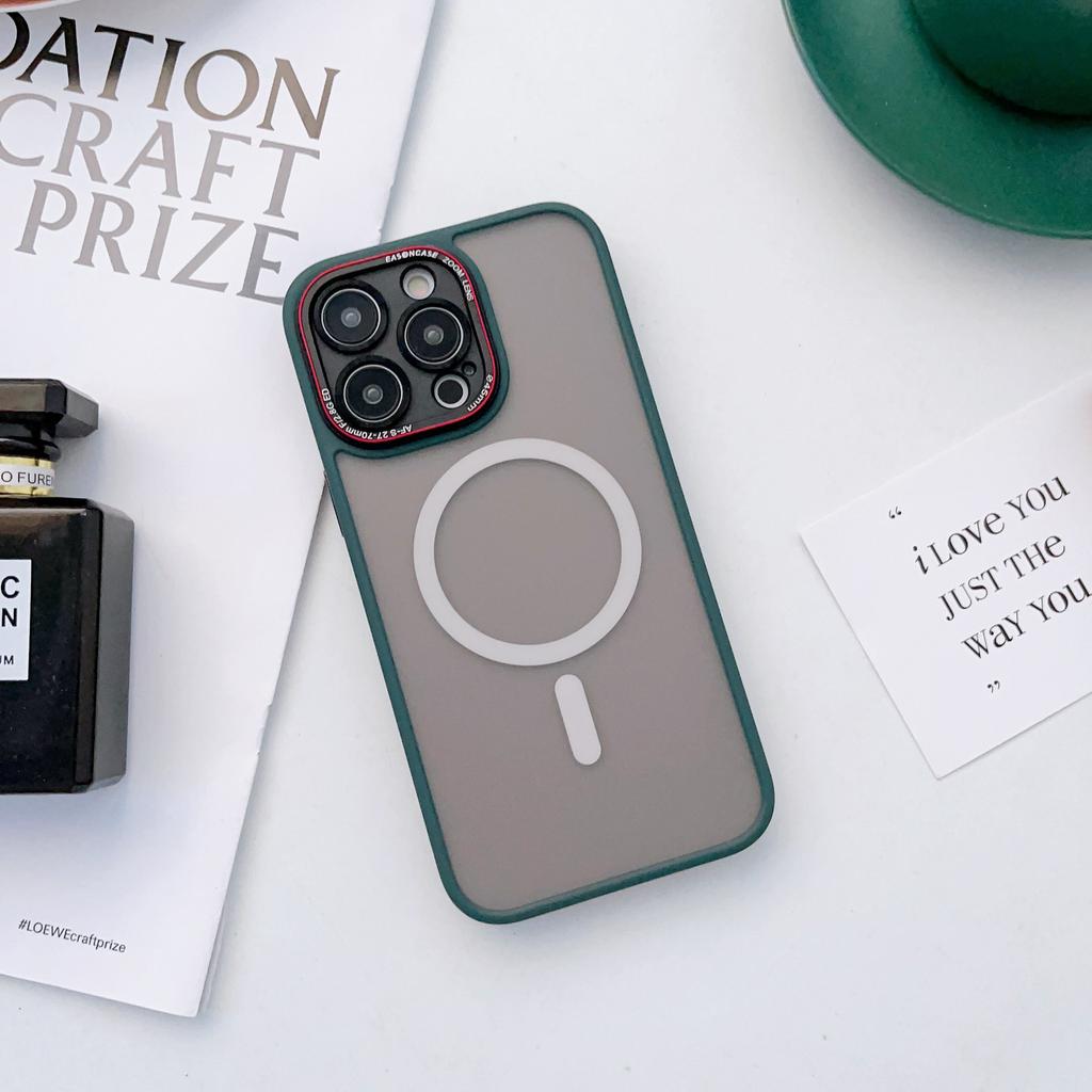 The Fine-hole Magnetic Attraction Is Suitable for The Alloy Lens of IPhone16 and The Fully Wrapped Matte Skin Feel Phone Case of IPhone 15PRO