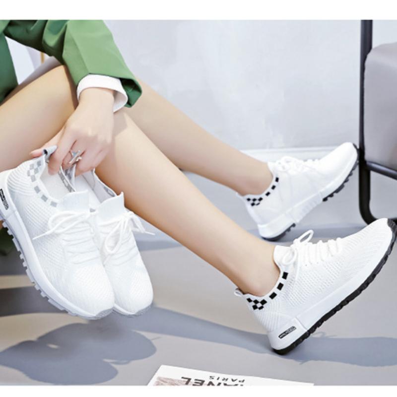 fashion Women Vulcanized Shoes Ultra Light Female Casual Shoes Breathable Women Sneakers Knitted The New Fashion Elegant Shoes for Women