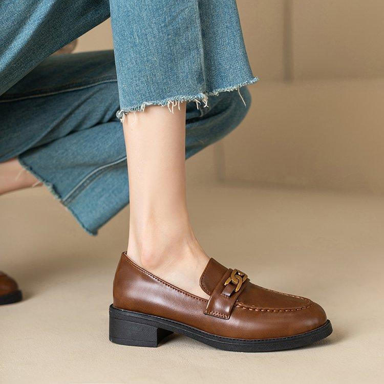 

Thick heel metal buckle loafers women s spring 2025 new French vintage brown versatile leather shoes 41
