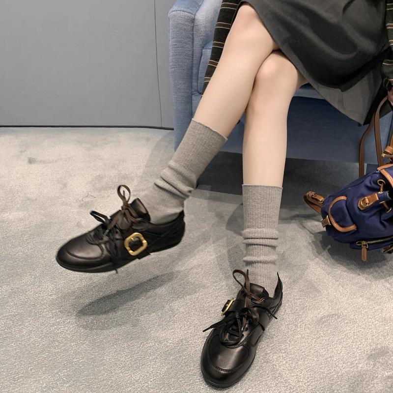 Women's 2025 Genuine Leather Retro Lace-up Ballet Flats with Metal Buckle and Soft Sole