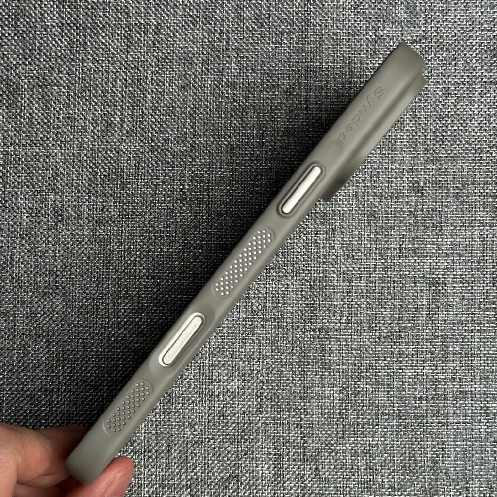 Magnetic Attraction Heat Dissipation Is Suitable for Apple 17promax Mobile Phone Case Iphone17 Ultra-thin 16 Breathable 15 Protective Case