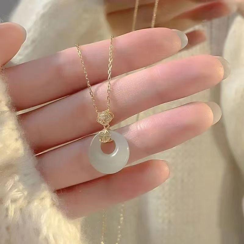 Lucky Safety Buckle Necklace Female Fu Character Pendant for Girlfriend, Girlfriend, Mom Gifts Medium Niche