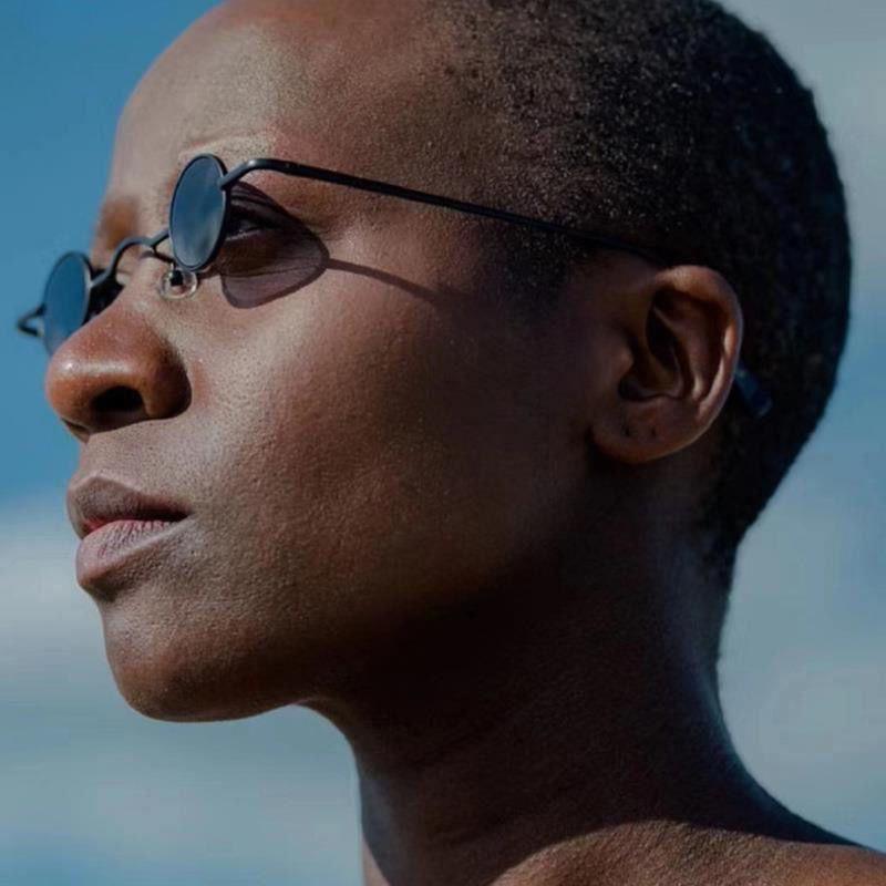 Vintage flerfärgade linser med ultrasmå bågar för män och kvinnor, retro, punk, hiphop-stil, runda, icke-polariserade glasögon