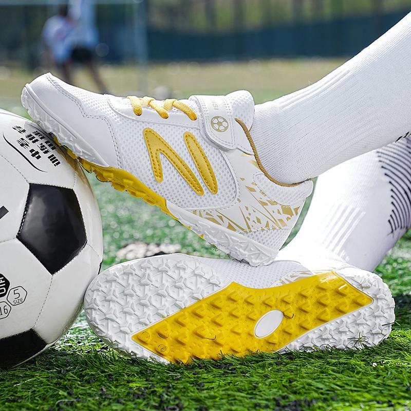 Summer Mesh Children's Soccer Shoes Lightweight Breathable Turf Football Shoes Boys Girls Outdoor Black Non-slip Kids Sneakers