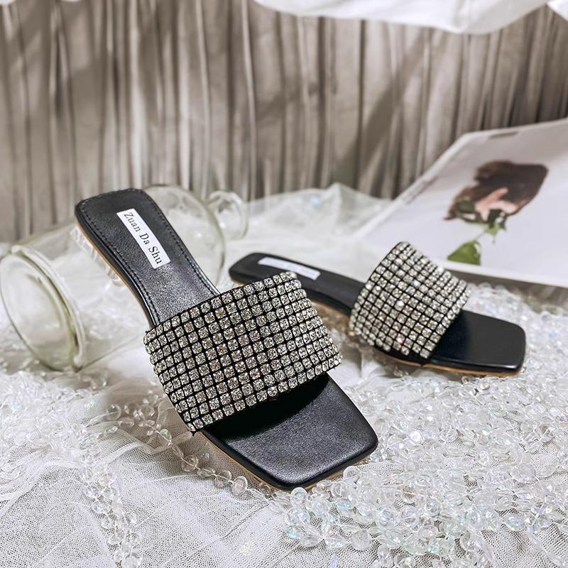 Fashion Low Heel Slippers Summer New Square Head Open Toe Crystal Buckle Set Foot Anti-slip Wear-resistant Square Heel Shoes