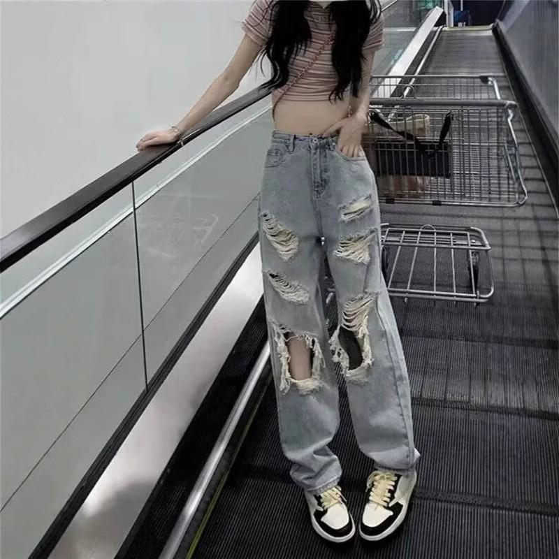 Women s Distressed Ripped Straight-Leg Jeans, European and American High Street Style, Perfect for Spring and Autumn. S