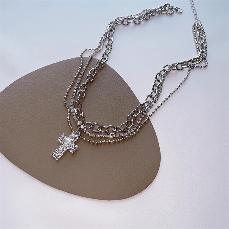 Collier Pendentif Croix Fille Style Doux Cool Multicouche Zircon de Haute Qualité Chaîne Clavicule Bijoux Accessoires Fête d'Anniversaire