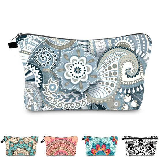 Cosmetic Bag Vintage Print Large Capacity Portable Lightweight Exquisite Toiletry Clutch Bag for Vacation