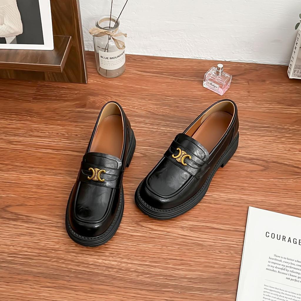 Grape Mother Retro Small Leather Shoes for Women To Wear High-end Sense Triumph Buckle Platform Loafers for Women 2025 Spring New Models