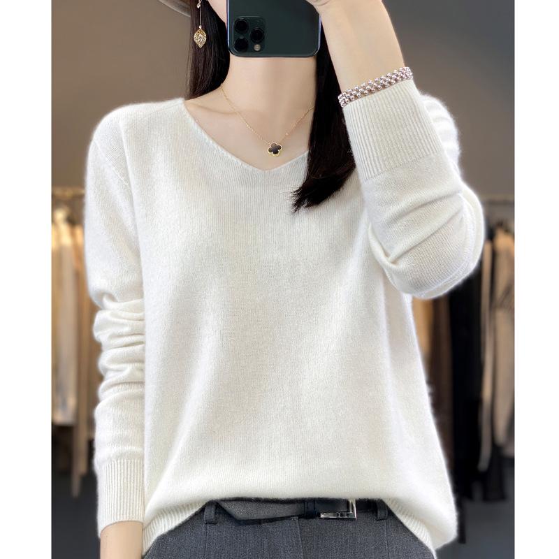 Women's Slimming V-Neck Pure Wool Cashmere Sweater - Soft, Seamless Knitwear Base Layer