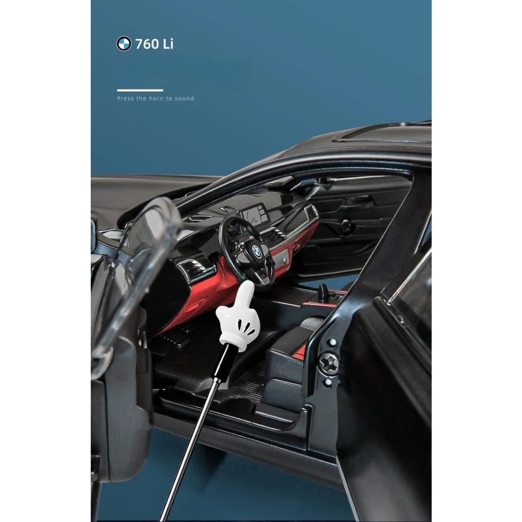 1/24 BMW THE 7 760Li Miniature Diecast Toy Car Vehicle Model 1:24 Pull Back Sound & Light Doors Openable Collection Gift Kid