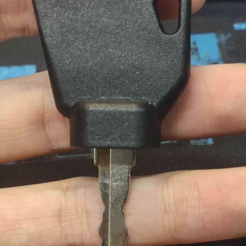 12Pcs Heavy Equipment Construction Ignition Key Set Machinery Key for Machines Universal Engine Start Switch Key