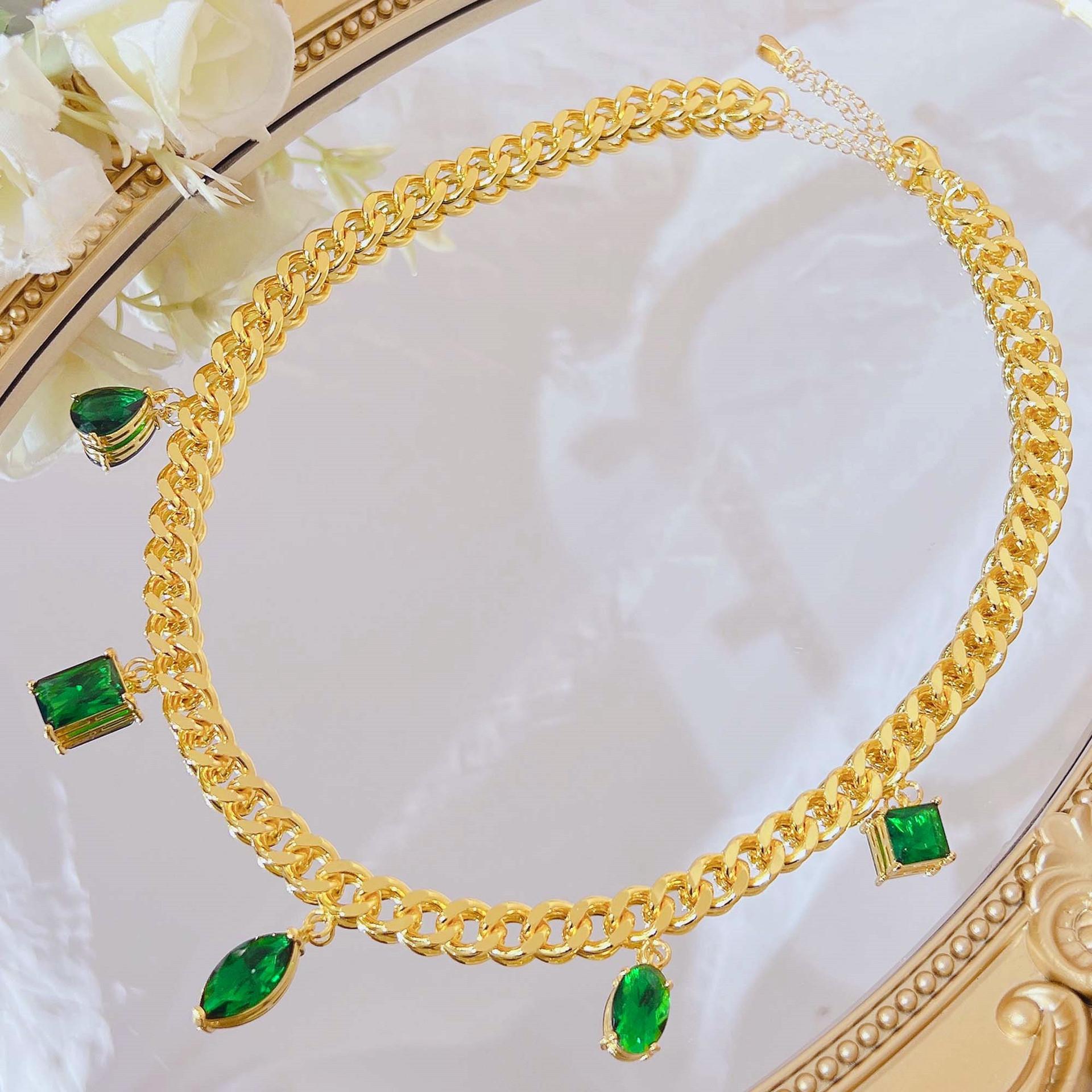 

Французский стиль ретро ювелирные изделия роскошные имитация изумруда ожерелья золотого цвета винтажное кубинское звено цепи ожерелье для женщин 45cm