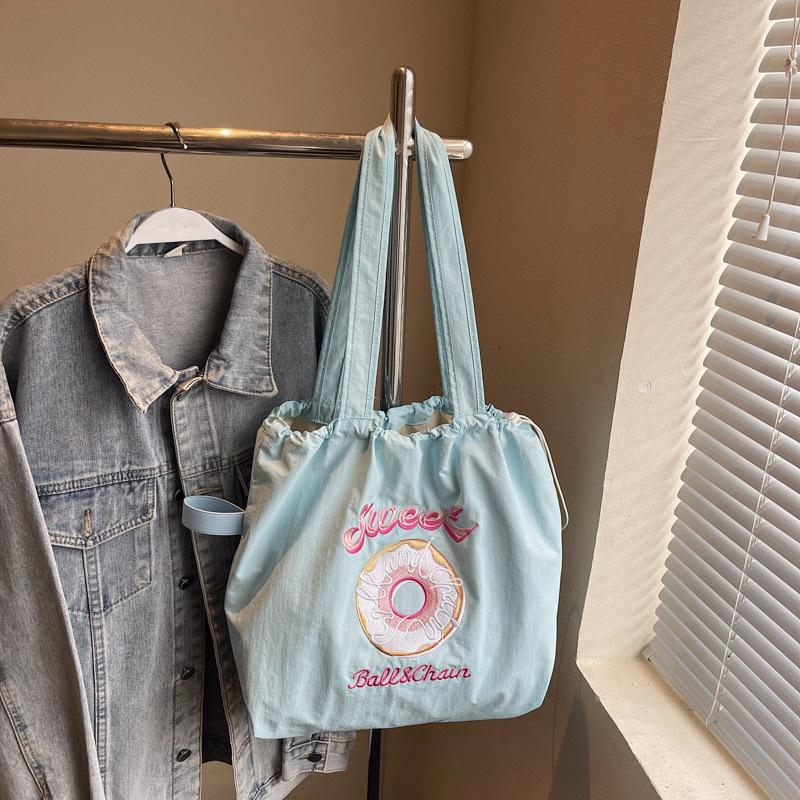 Large Capacity Shoulder Bag Women'S Fashion Embroidery Shopping Bag Donut Niche Environmental Protection Bag Commuter Messenger Bag Tide