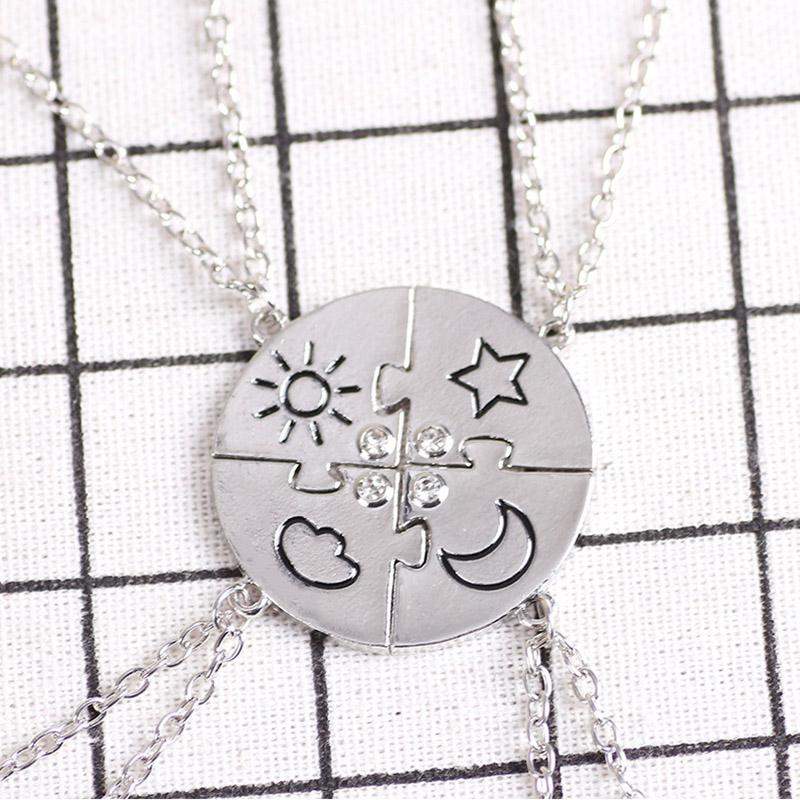 

4 Pcs/Set Sun Cloud Star Moon Puzzle Matching Necklace Gifts For Best Friends Sisters Friendship Jewelry срібний