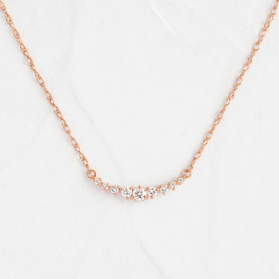 

Necklace, Smiling Design, Stylish Light Luxury, Slightly Inlaid Zircon, Female Fashion Jewelry. рожевий колір золота