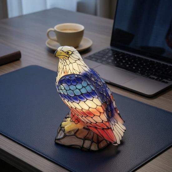 Bald Eagle Table Lamp, Resin American Eagle Night Light, Red White Blue Patriotic Independence Day Bedside Lamp for Bedroom, Living Room, Nightstand,