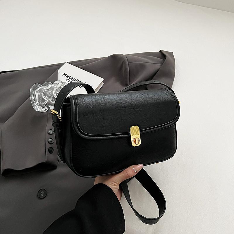 Французский шик Женская сумочка 2023 Новая Осень Зима Ретро Повседневная Маленькая Квадратная Сумка Высококлассная Сумка Через Плечо чёрный