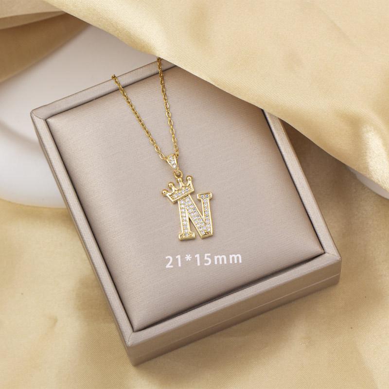 Rz New Fashion Crown A-Z 26 Initial Letters Necklace Gold Crown Alphabet Pendant Initial Necklace for Men Women