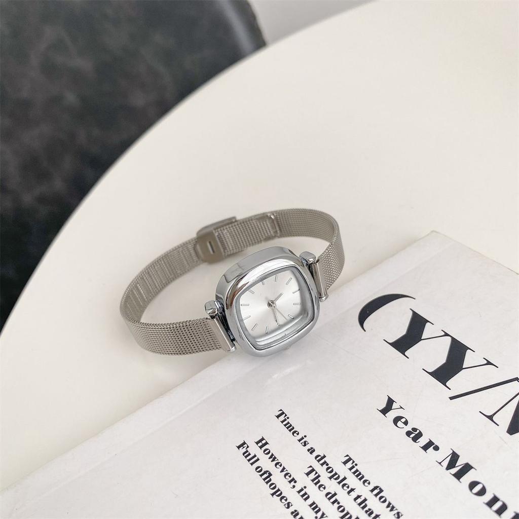 Purple Small Dial Watch Female Niche Design Simple Exquisite Small Light Luxury Workplace Watch