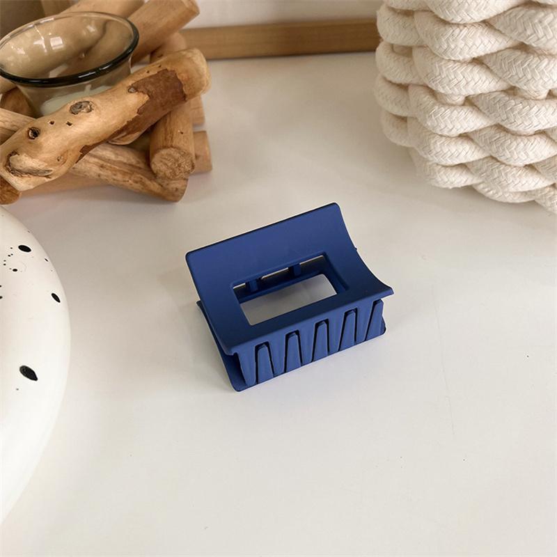 38Styles Geometry Women's Hair Claw Coffee Beige Large Thick Hair Clip Crab Korean Big Small Hairpin Femme Girl Hair Accessories