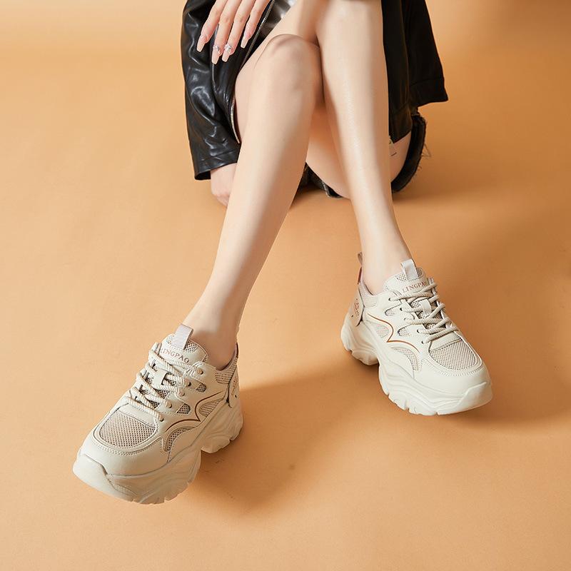 Thick-soled heightening fashion dad shoes women's 2025 spring new casual versatile running lightweight sports shoes tide