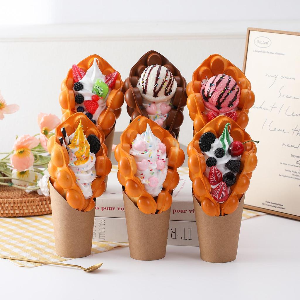 Eierwaffel Eis Dessert Display Dekoration für Nachtmarktstände und Schaufenster