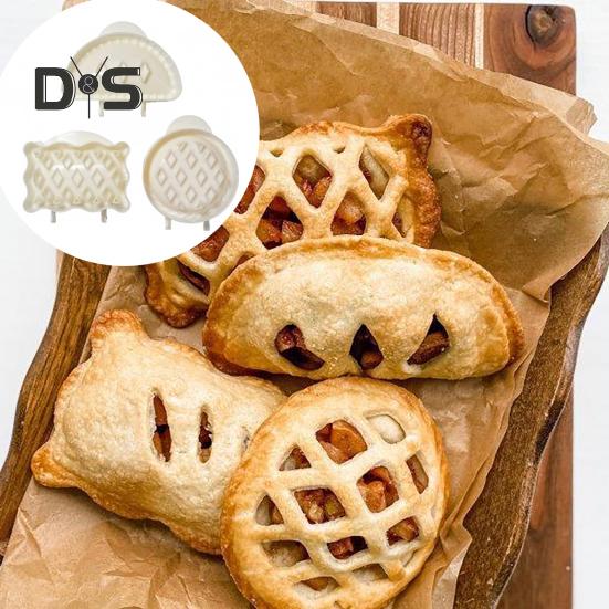 Mini Hand Pie Molds Set Classic Mini Dough Presser Pocket Pie Molds One Press Hand Pie Maker for Parties Bakeries Birthdays