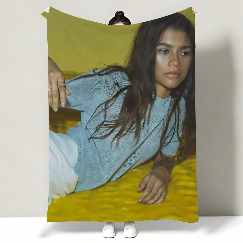 Celebrity ZZendaya Throw Soft Warm Flannel Throw Blanket Multiuse for Sofa Bed Office Nap