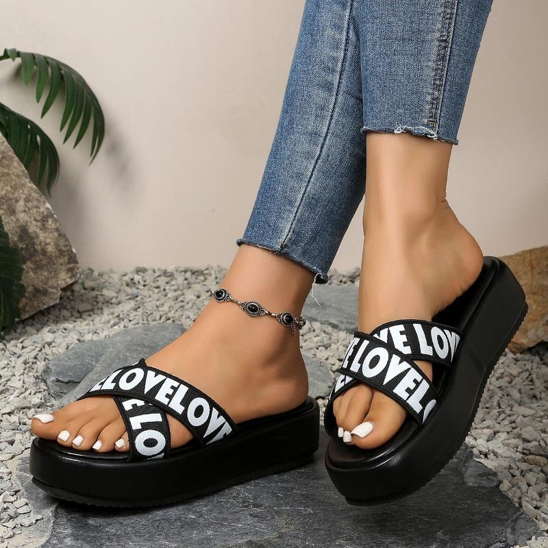 New cross-strapped thick-bottomed cool slippers summer casual letter color matching large-size beach slippers women 43
