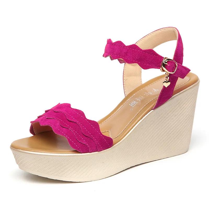 Kleine Größe 32-43 Qualität Dicke Sohle Plateau Schuhe Damen Sommer 2025 Strand Büro Hohe Absätze Wildleder Keilsandalen für Mutter