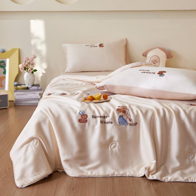 Lan Jing Tencel Lyocell Silky Summer Quilt Set - Four Pieces, Thin, Washable, Ideal for Air Conditioned Rooms