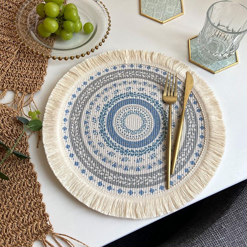 4er Set Boho Gewebte runde Tischsets Handgemachte Tischsets Gewebte Jute Quastenmatte RetroTischdekor Fransen Kaffeematte Fellknäuel Essmatte Pompom Home Decor