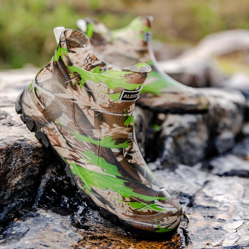 Short waterproof men's rubber shoes fashion camouflage army green rain boots outdoor stream seaside water shoes 39-48 rain shoes