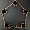 Exquisites Vierblättriges Kleeblatt Armband für Damen Fünf-Blüten Armband Zweiseitiges Natürliches Weißes Perlmutt und Karneol Armband