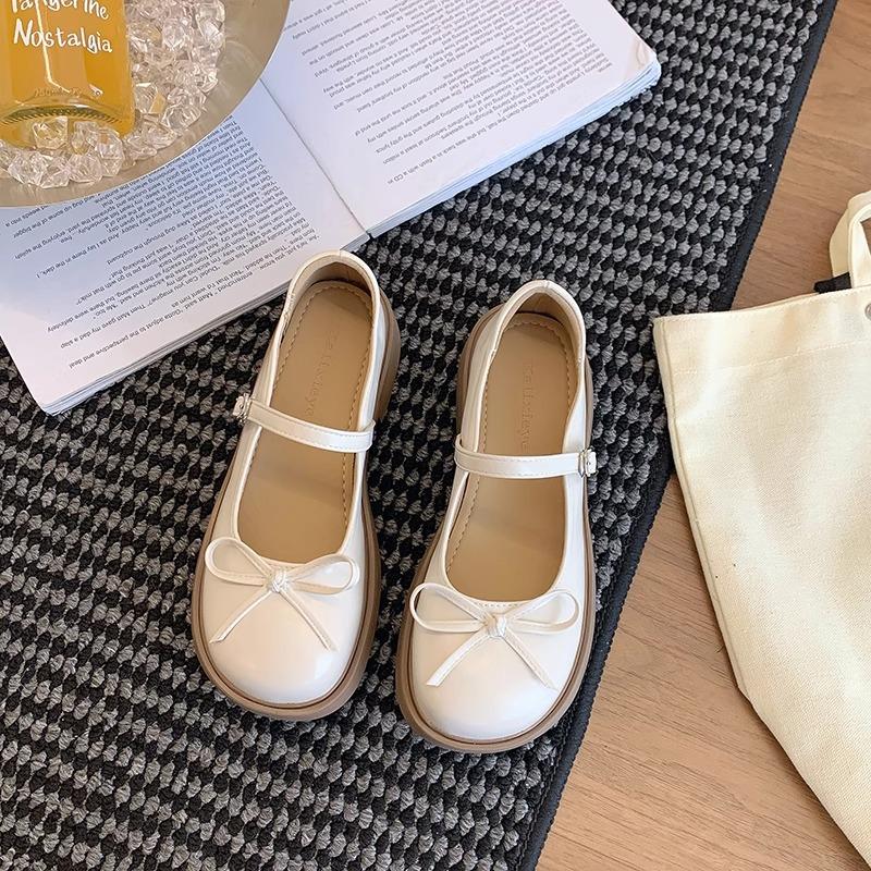 

Mary Jane small leather shoes women s 2025 new summer low thick heel bow loafers spring and autumn temperament French single shoes 35