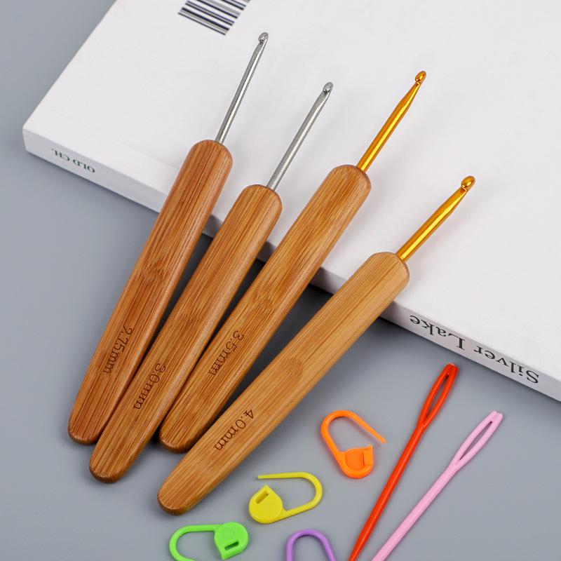 Carbonized Bamboo Handle Crochet Hook for Dreadlock Hair Extensions and Knitting