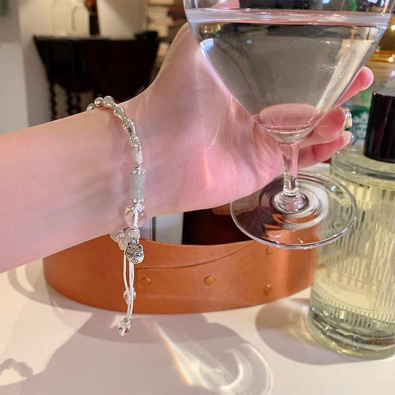 Baroque Pearl Drawstring Bracelet: Women's Light Luxury, Irregular Design, Exquisite Handcrafted Jewelry.