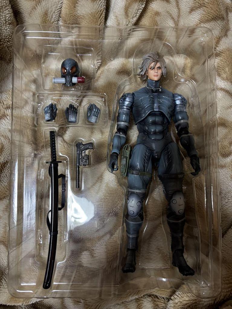 [USED] Play Arts Kai METAL GEAR SOLID 2 Raiden (opened for inspection only)