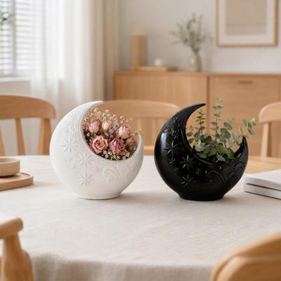 Decorațiuni pentru casă – Ghivece de flori decorative