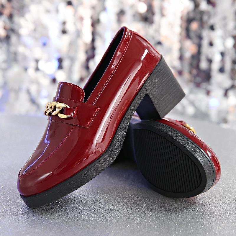 Übergröße 42 Oxford Schuhe Damen Loafer 2026 Leder Flache Schuhe Ketten Sneaker Trend Mädchen Lolita Mittlere Absätze Flache Schuhe Frühling Herbst