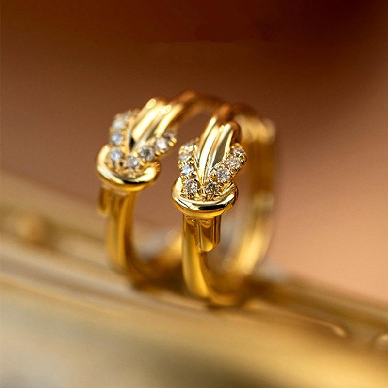 Fashion Ear Buckles, Knotted Exquisite Design Circle Earrings, Simple Earrings For Daily Commuting
