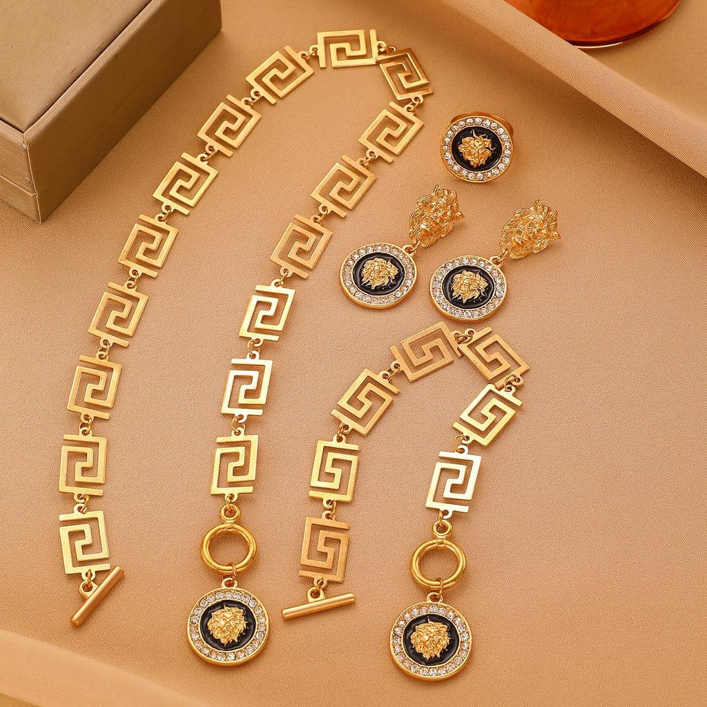 Gold Jewelry Set For Women, Necklaces Bracelet And Earrings With Cubic Zirconia Lion Pendant Luxurious Metallic Style Gift