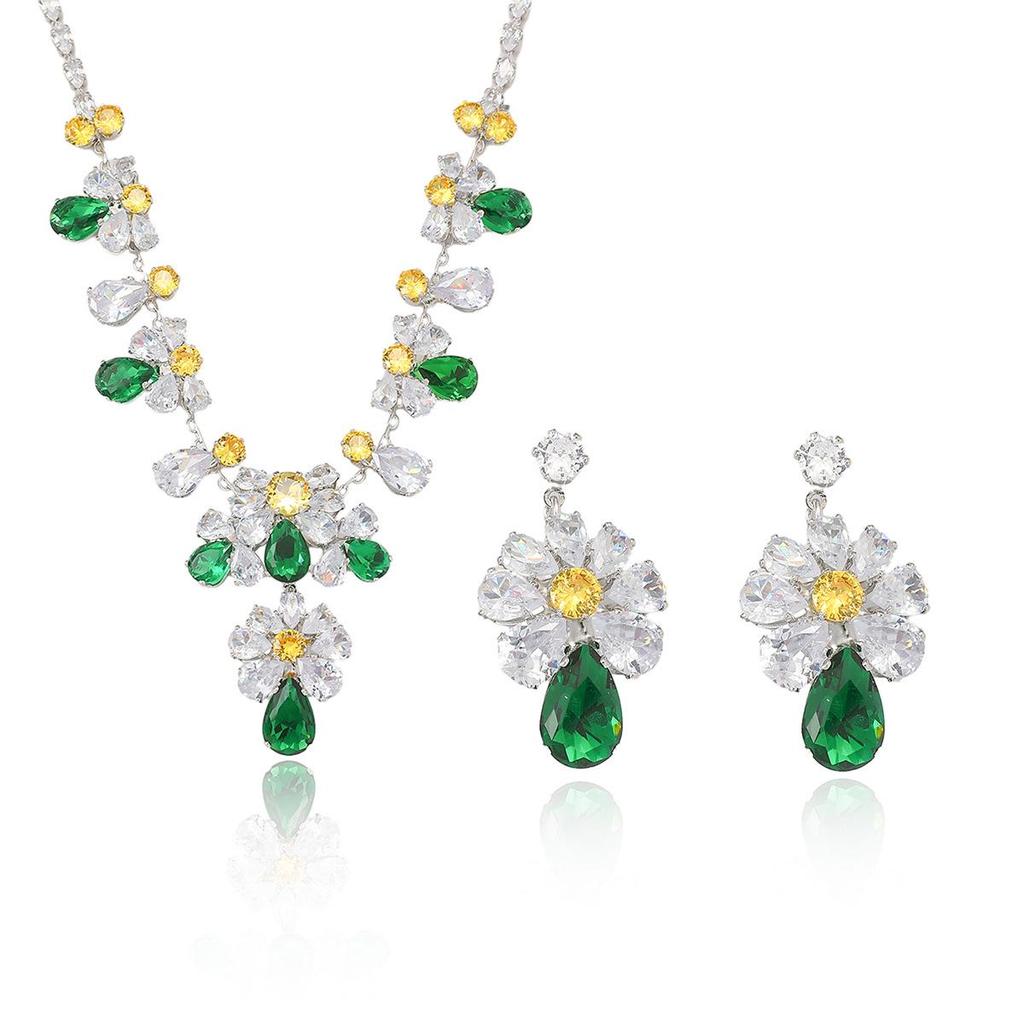 European & American Style Emerald Zircon Necklace and Earrings Set