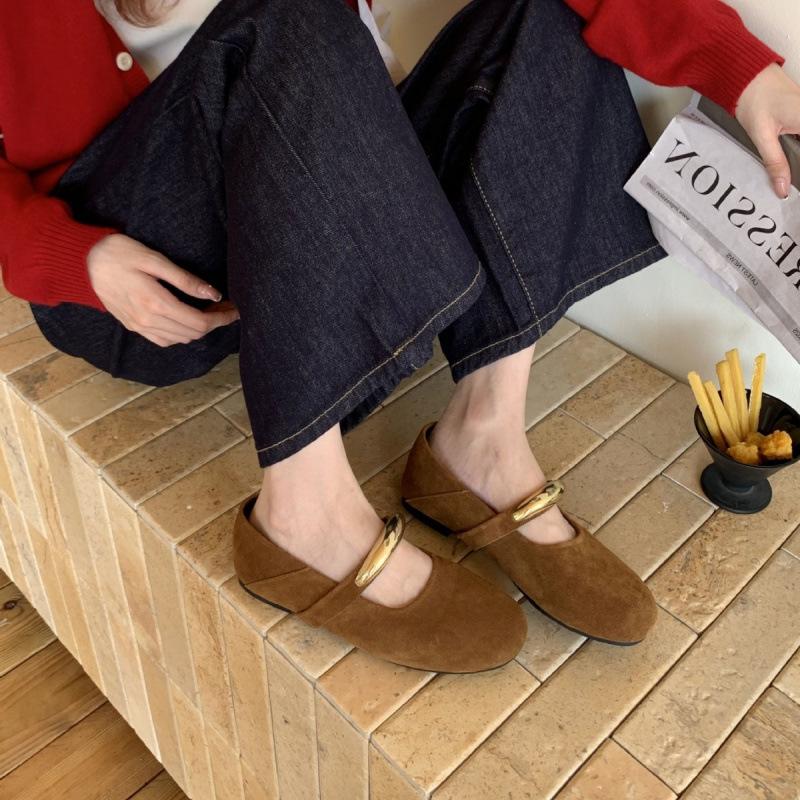 Retro Shallow Mouth Flat-soled Single Shoes Women's 2025 Autumn New Metal Ballet Style Doudou Mary Jane Shoes