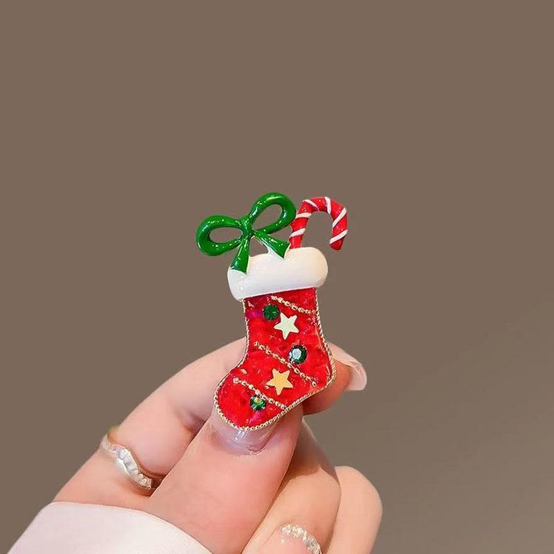 Sparkling Rhinestone Christmas Tree Brooch Faux Pearl Inlaid Fashion Holiday Pin for Scarf Bag Clothing Decor